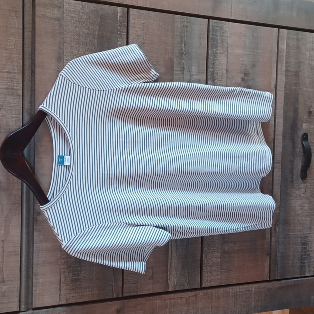 Old Navy summer top